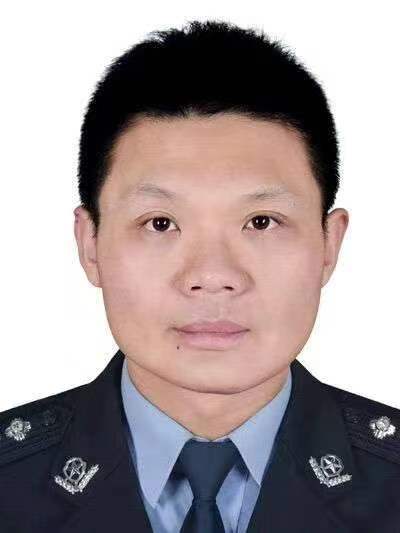 潘陸源.jpg