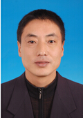 何愛明.jpg