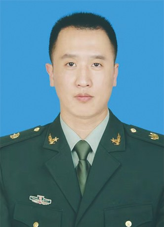 張新新.png