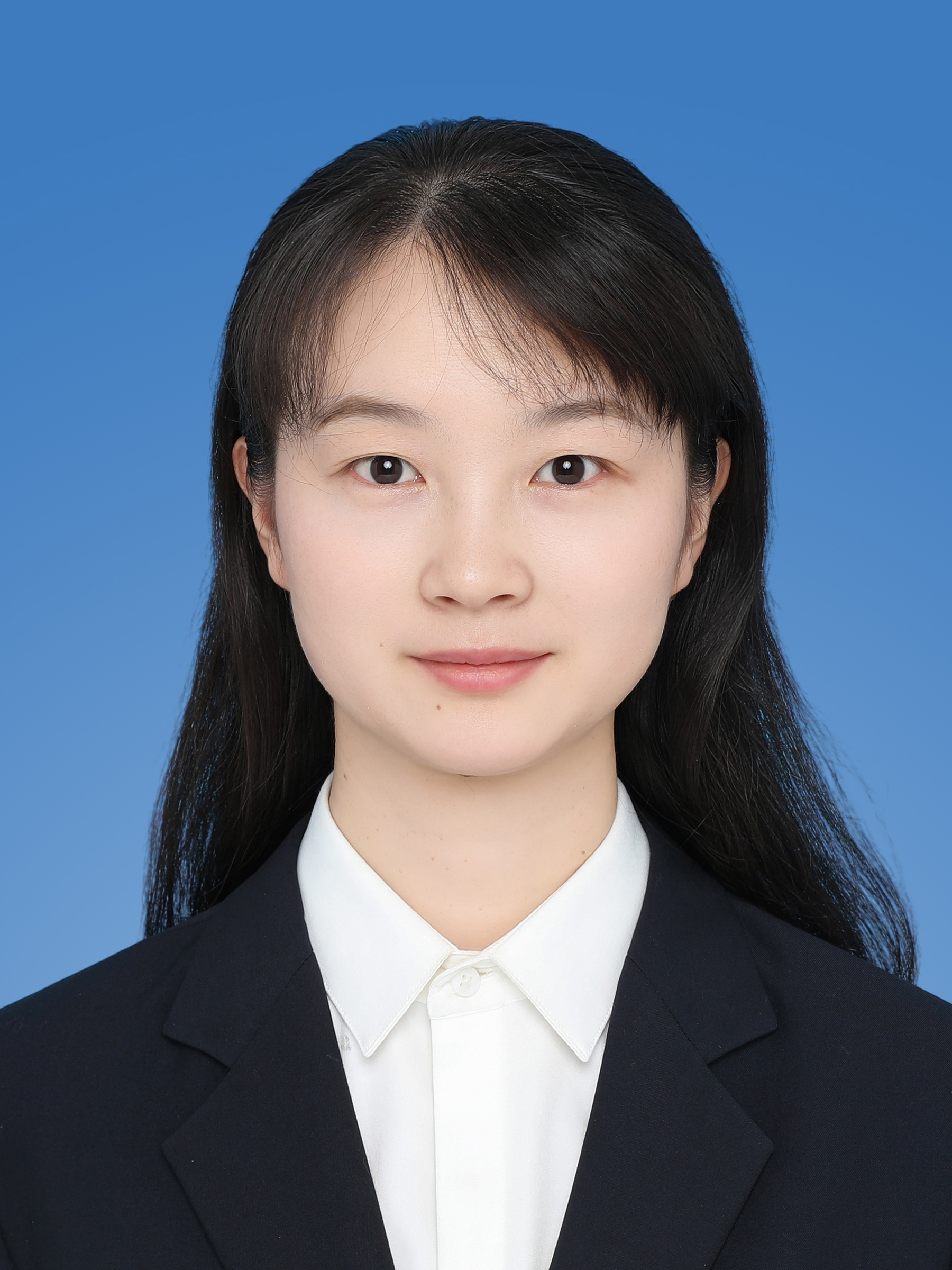 許璐.jpg