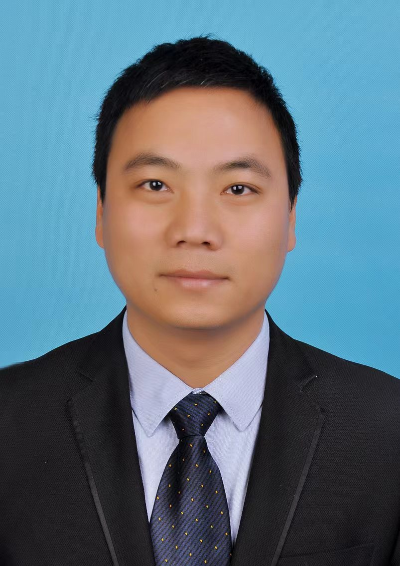 李常亮.png