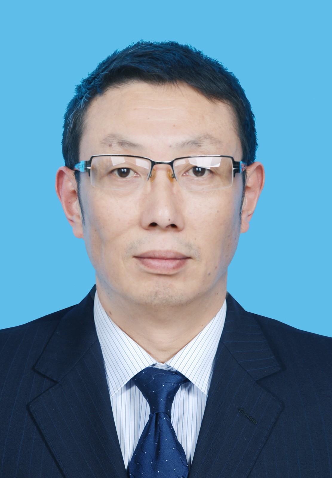曹軼峰.jpg