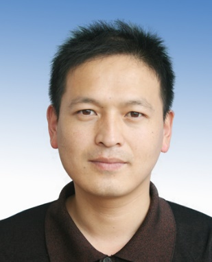沈  偉.png