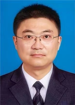 曹凱.jpg